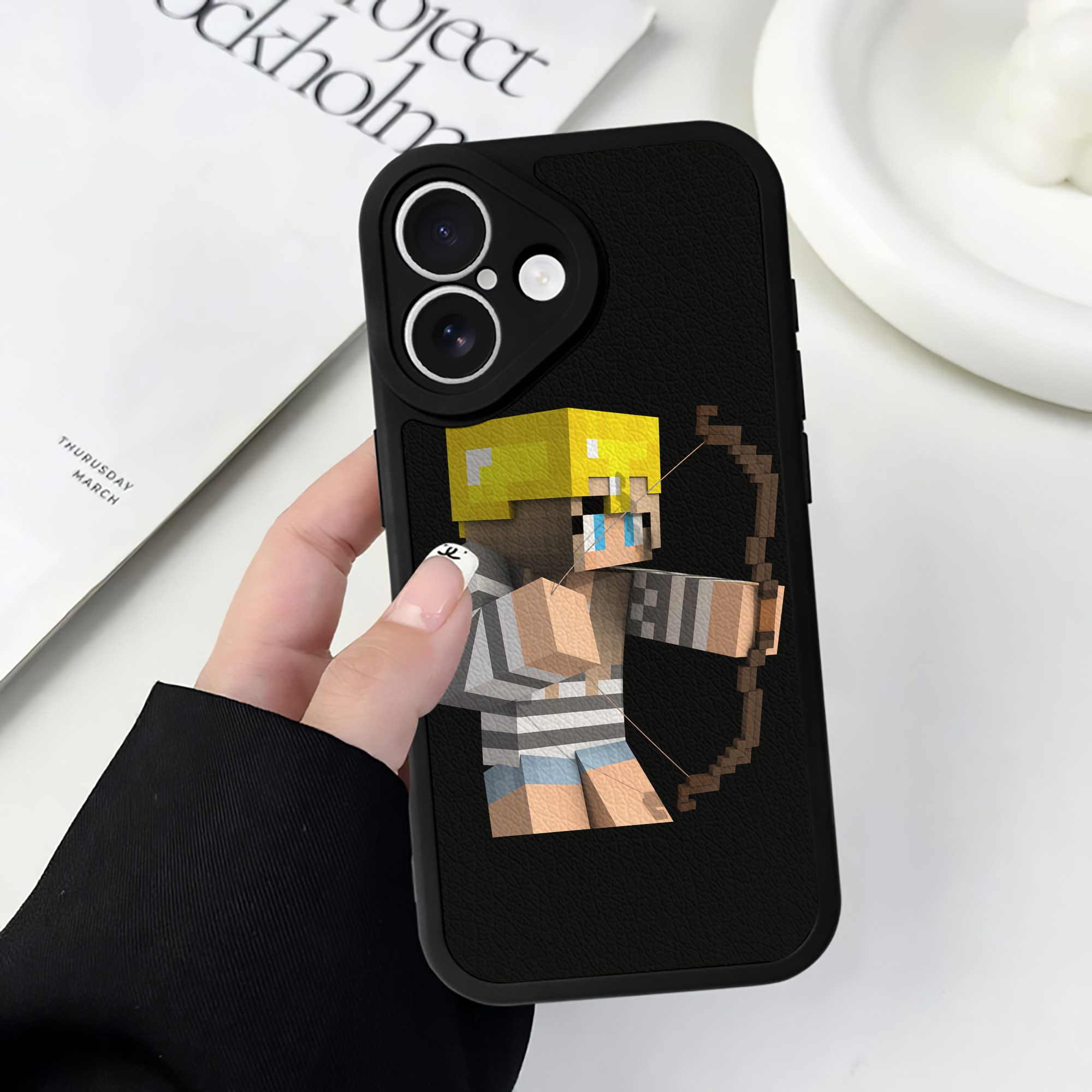 （画像用） マインクラフト ブロックの世界 Minecraft MC Block world 【iPhone 16シリーズ対応】シリコンスマホケース（レザー調） 材質：シリコン